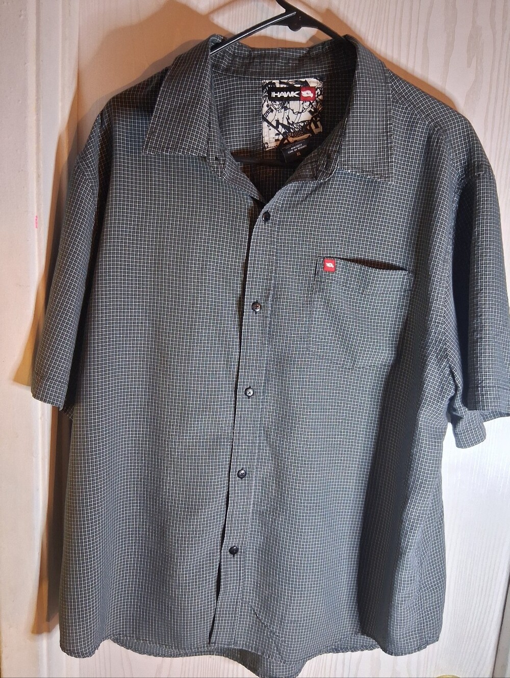 Tony Hawk Men's Short-Sleeve Button-Down Shirt in Gray Check